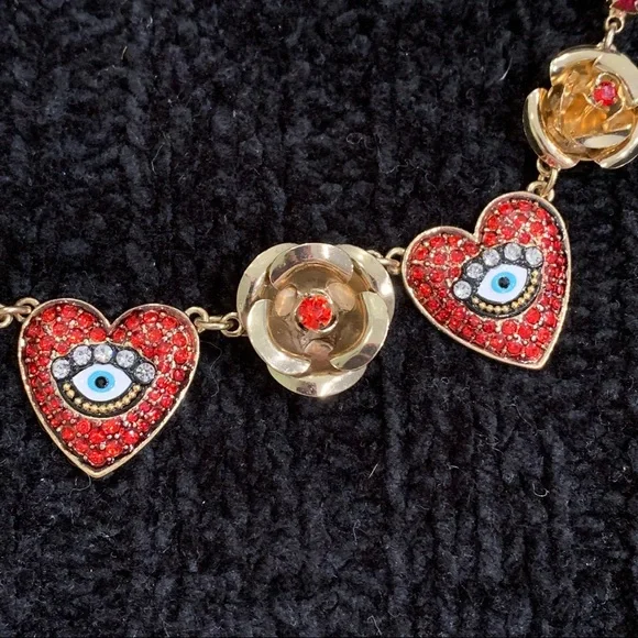 BETSEY JOHNSON Pavé Crystals Hearts Roses Eyes Gold & Red NECKLACE! - Picture 3 of 8